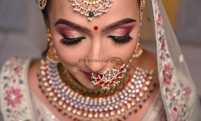 Deepa's Beauty Salon